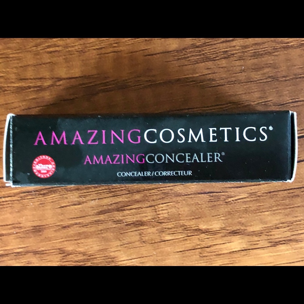 NIB Amazing Cosmetics Amazing Concealer